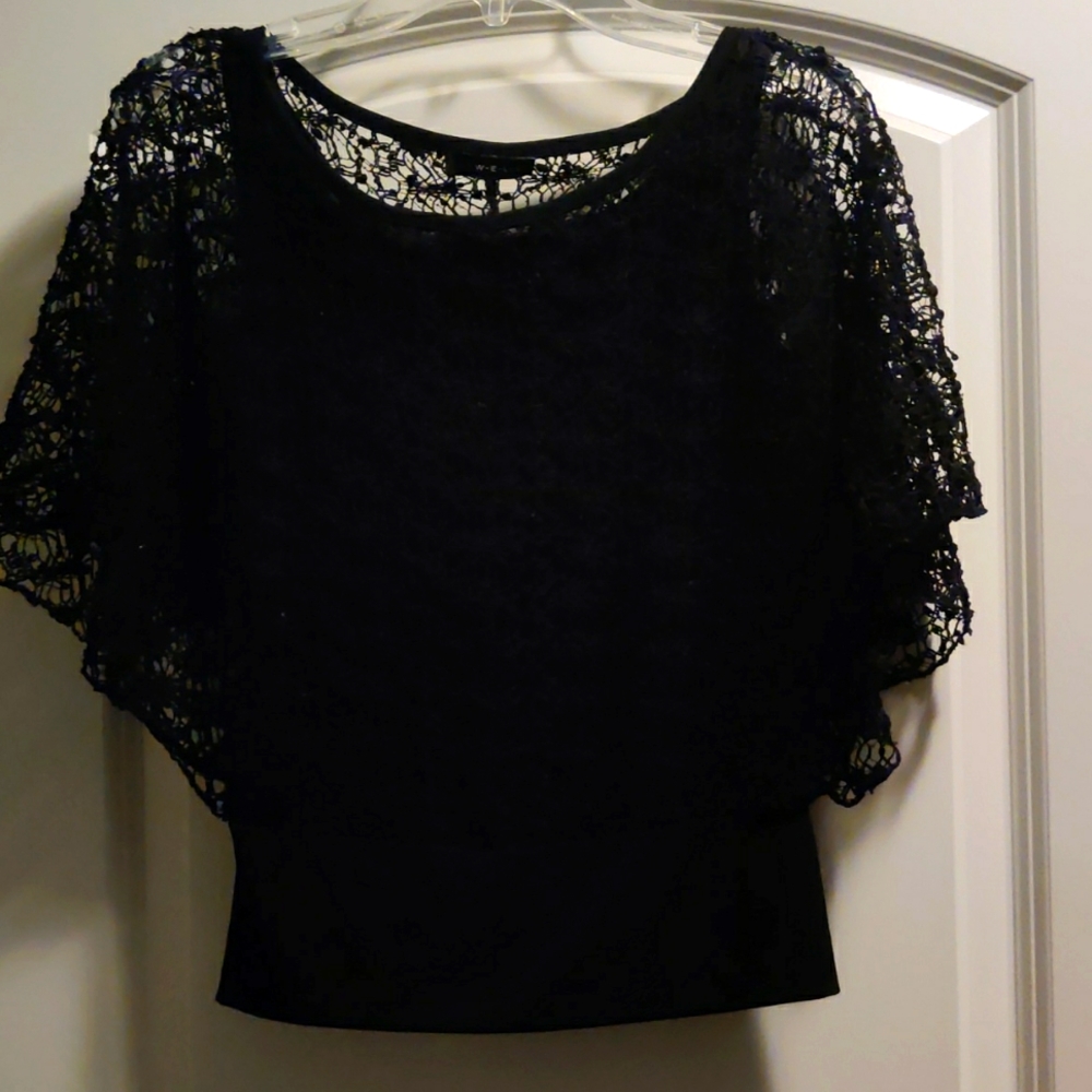 Black crochet layer tank top with sequence
